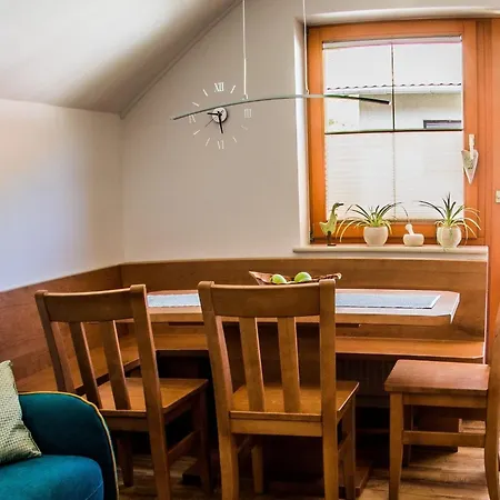 Riverside Pines With Balcony - One Bedroom With Balcony * Luče